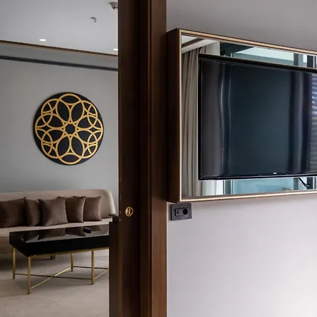 Hotel Ramada Plaza &