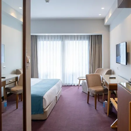 Ramada Plaza &