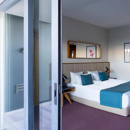 Ramada Plaza & Hotel 5*