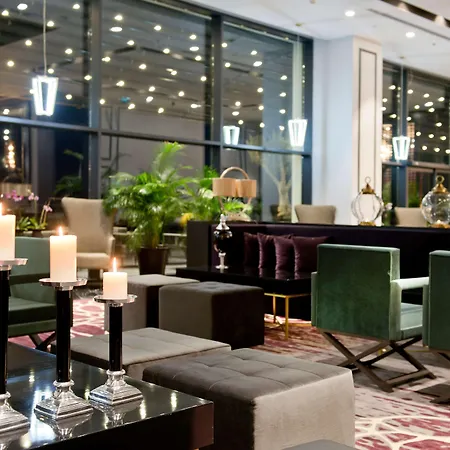 Hotel Ramada Plaza &