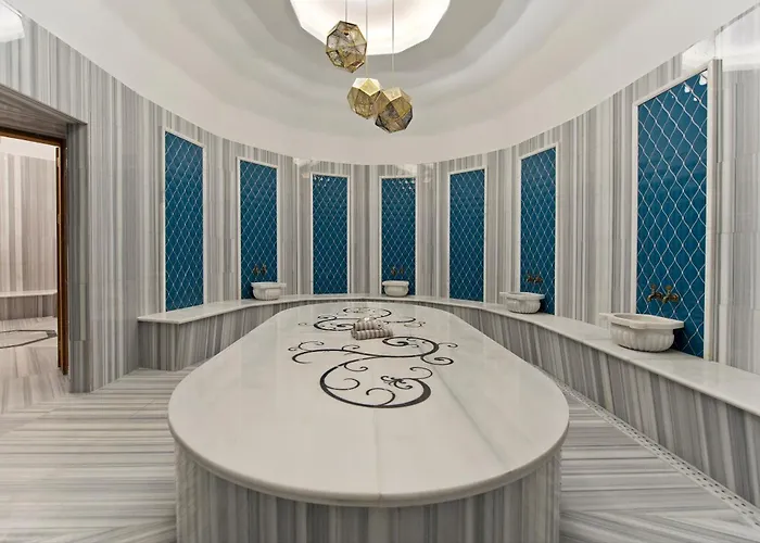 Szálloda Ramada Plaza & 5*