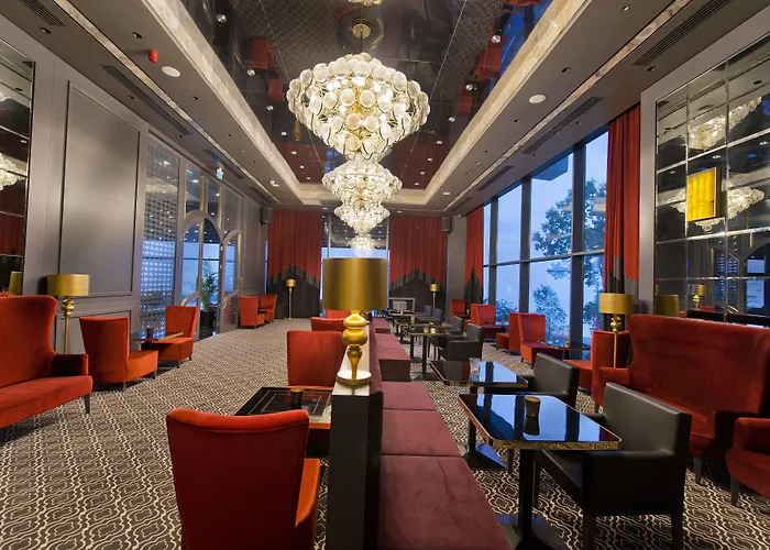 Ramada Plaza & Szálloda 5*