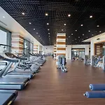 Ramada Plaza & 트라존