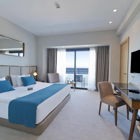 Otel Ramada Plaza Hotel&spa 5*