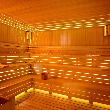 فندق وسبا رامادا بلازا طربزون