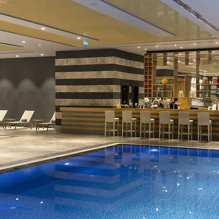 Ramada Plaza & Hotel 5*