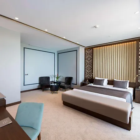 Otel Ramada Plaza Hotel&spa 5*