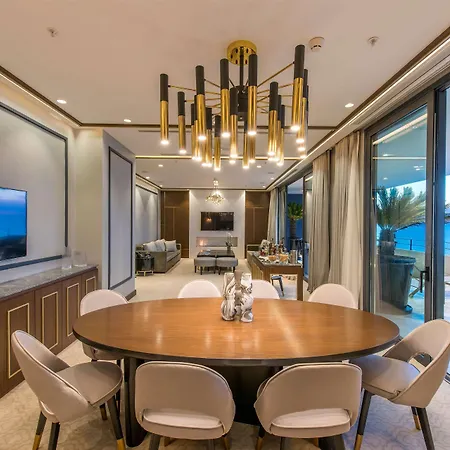 Ramada Plaza & Hotel 5*