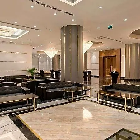 Ramada Plaza & Отель 5*