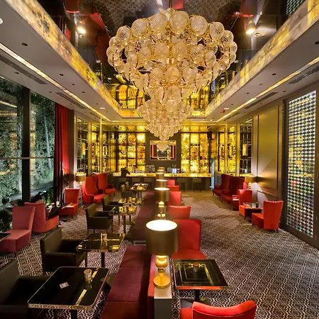 Отель Ramada Plaza &