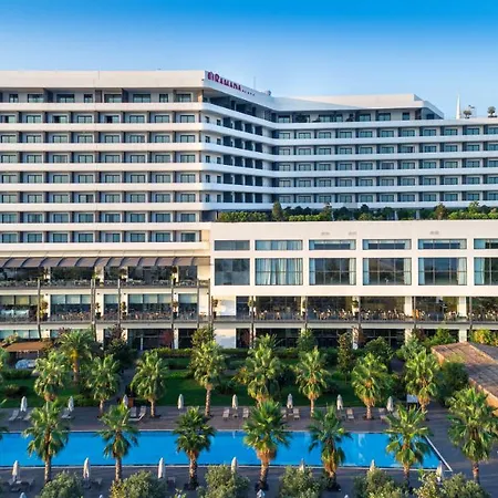 호텔 Ramada Plaza &